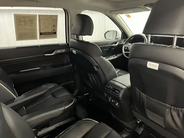 Used 2023 White Hyundai Limited image 16