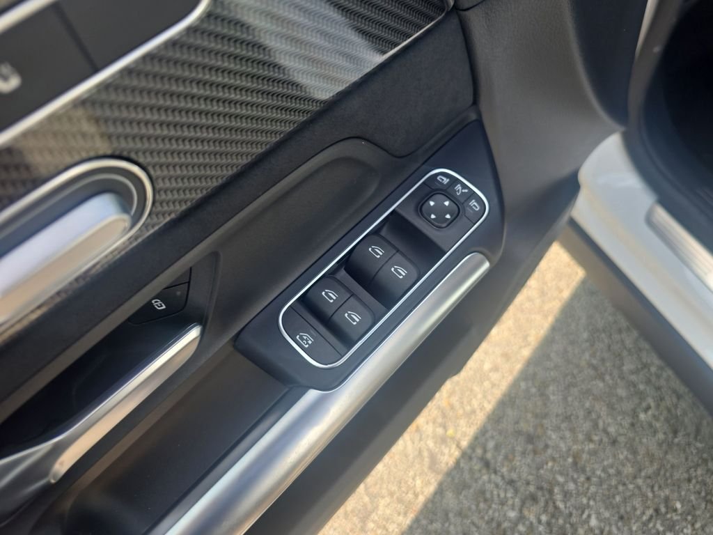 New 2026 Polar White Mercedes-Benz GLA 250 image 11