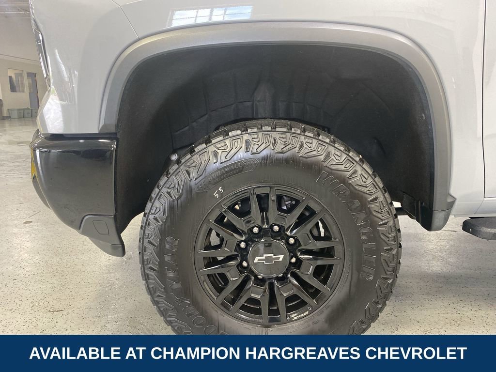 2024 Chevrolet Silverado 2500HD ZR2 - Photo 41