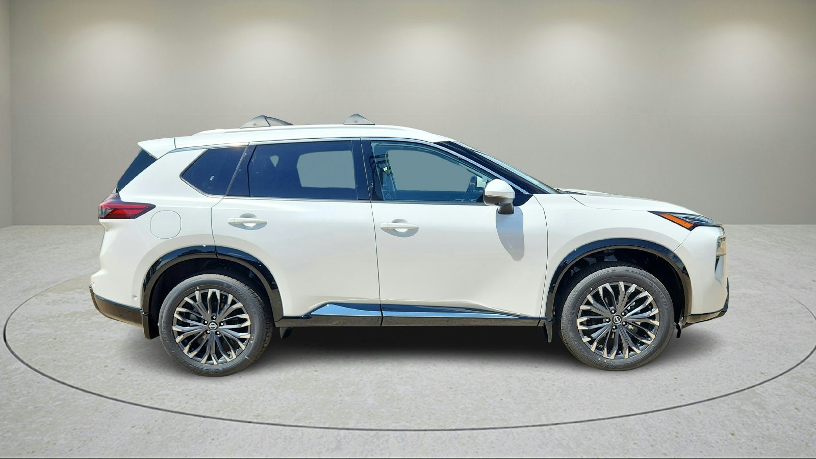 Certified Used 2026 White Nissan Platinum image 2