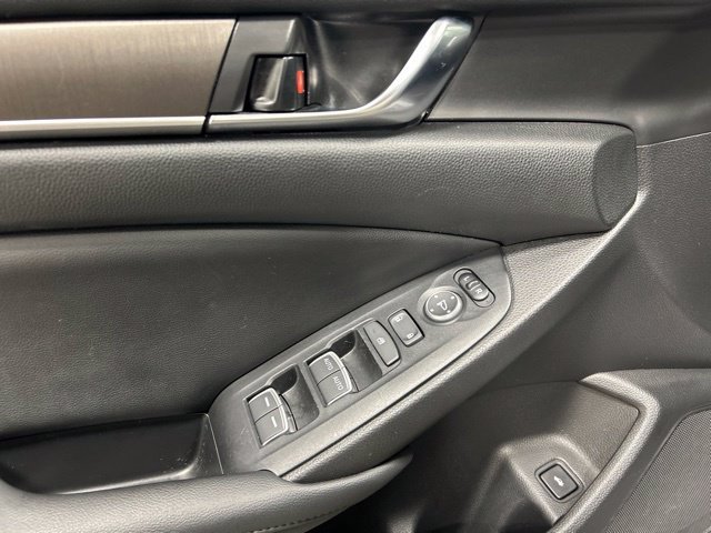 Certified Used 2021 Lunar Silver Metallic Honda LX image 21