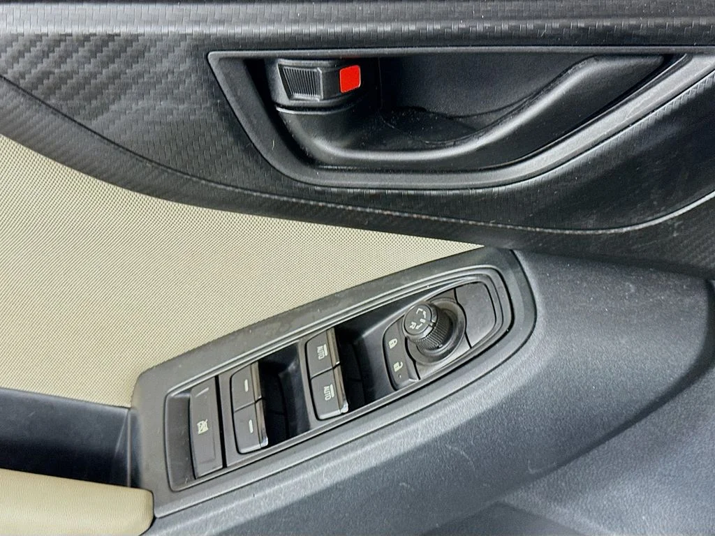 Used 2020 Blue Subaru Base image 21