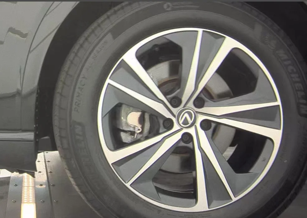 Used 2023 Black Lexus 350 Premium image 9