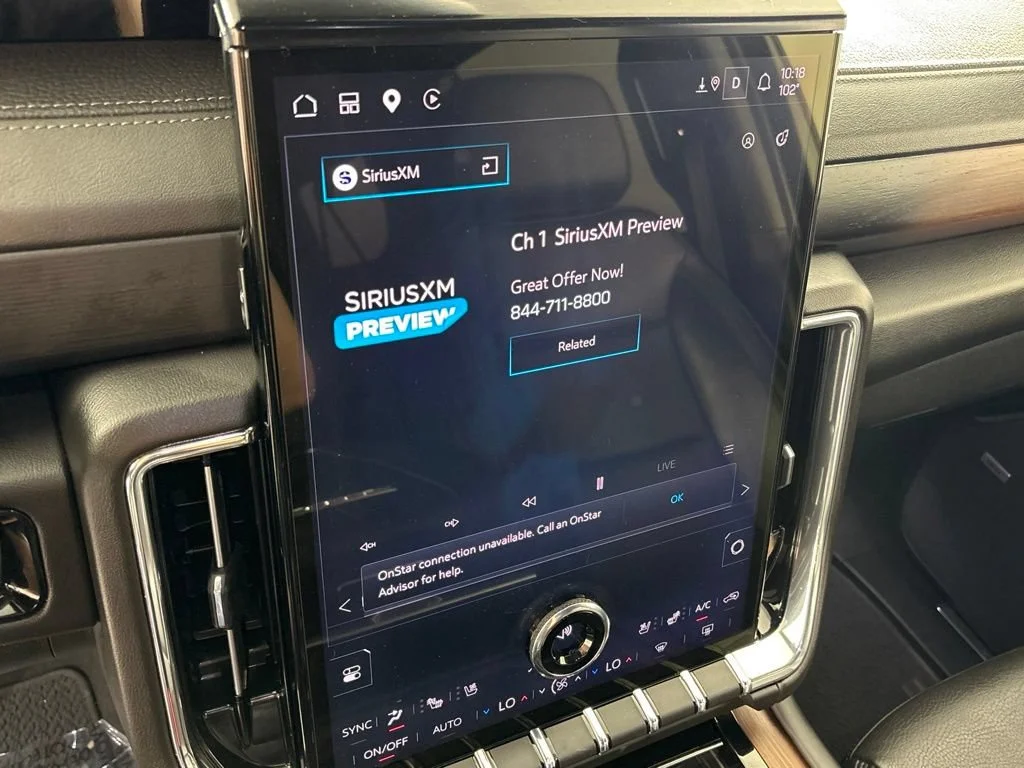Used 2025 Sterling Metallic GMC Denali image 46