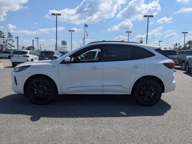 Used 2024 White Metallic Ford ST-Line Elite image 7