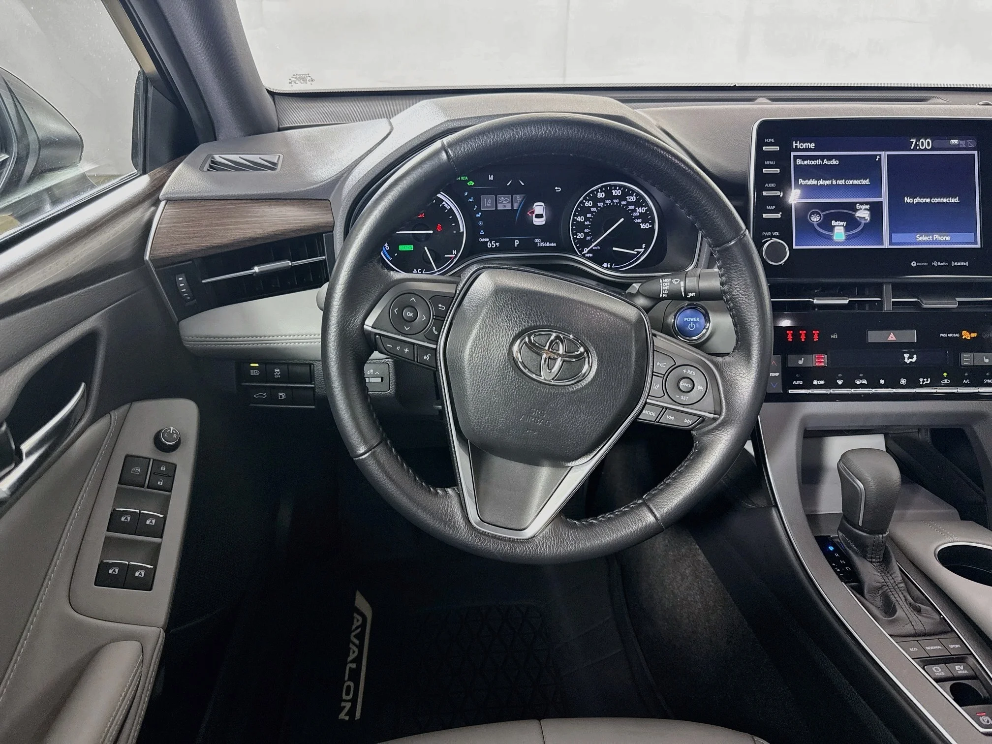 Used 2019 Harbor Gray Metallic Toyota Hybrid XLE image 21