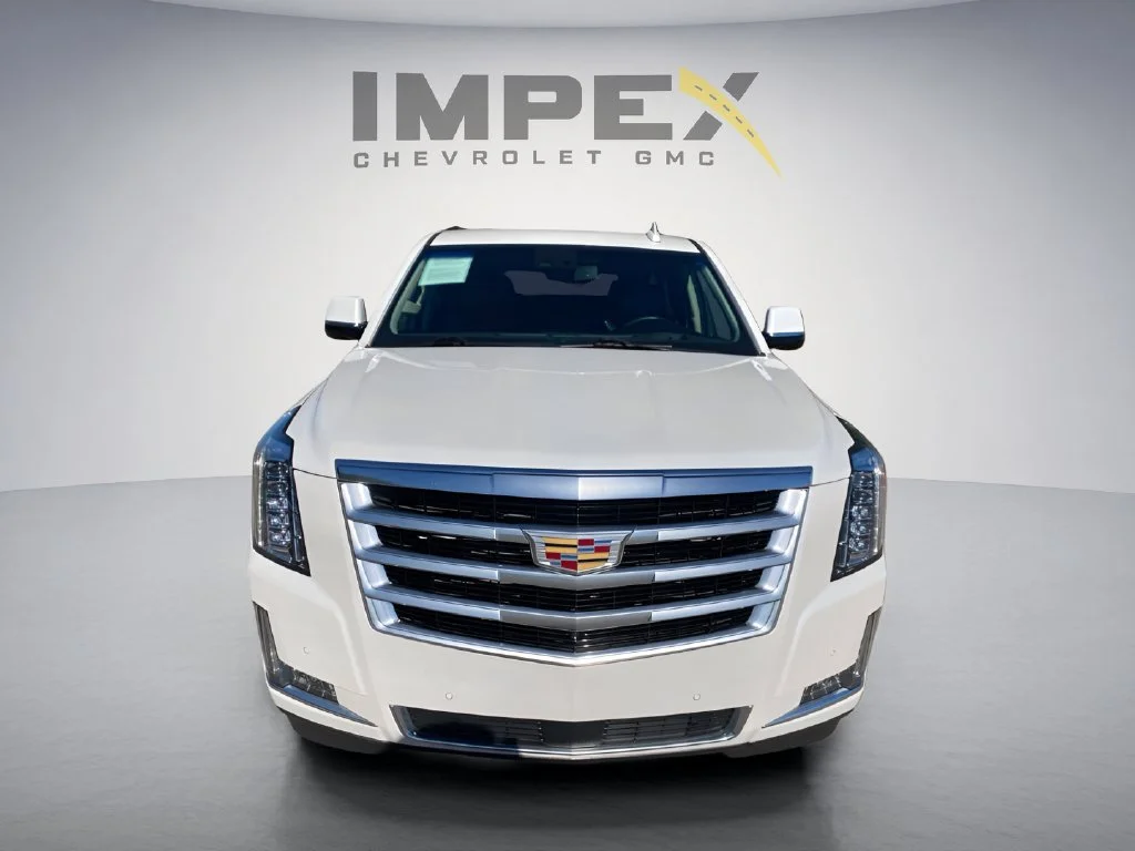 Used 2016 CRYSTAL WHITE TRICOAT Cadillac Premium Collection image 8