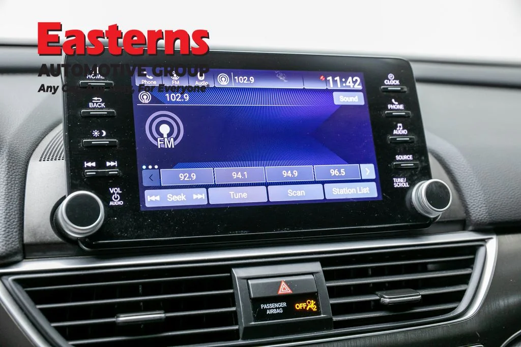 Used 2021 White Honda LX image 18