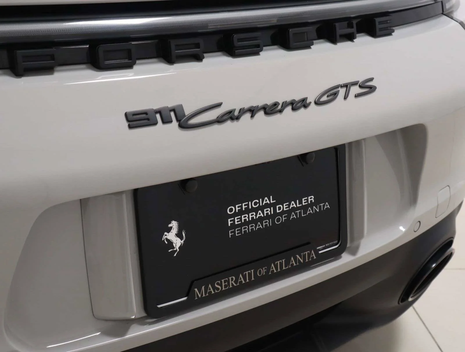 Used 2023 Chalk Porsche Carrera S image 14