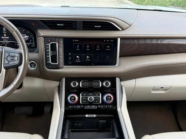 Used 2022 White Frost GMC Denali image 24