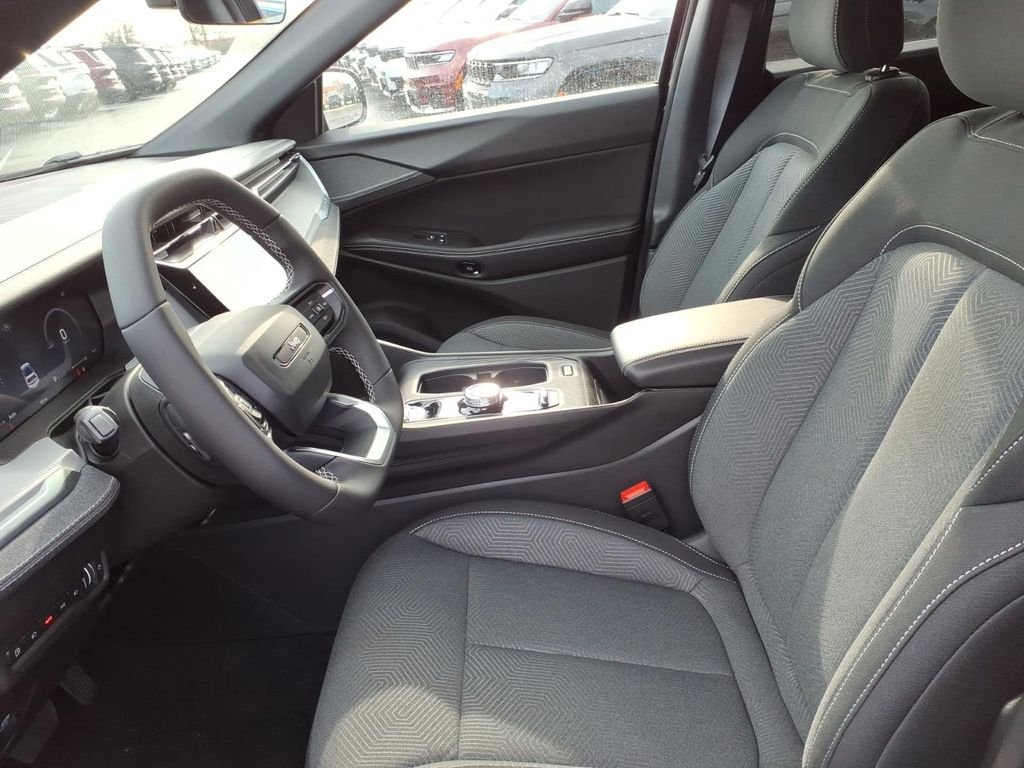 New 2026 Diamond Black Crystal Pearl-Coat Exterior Paint Jeep Laredo image 9