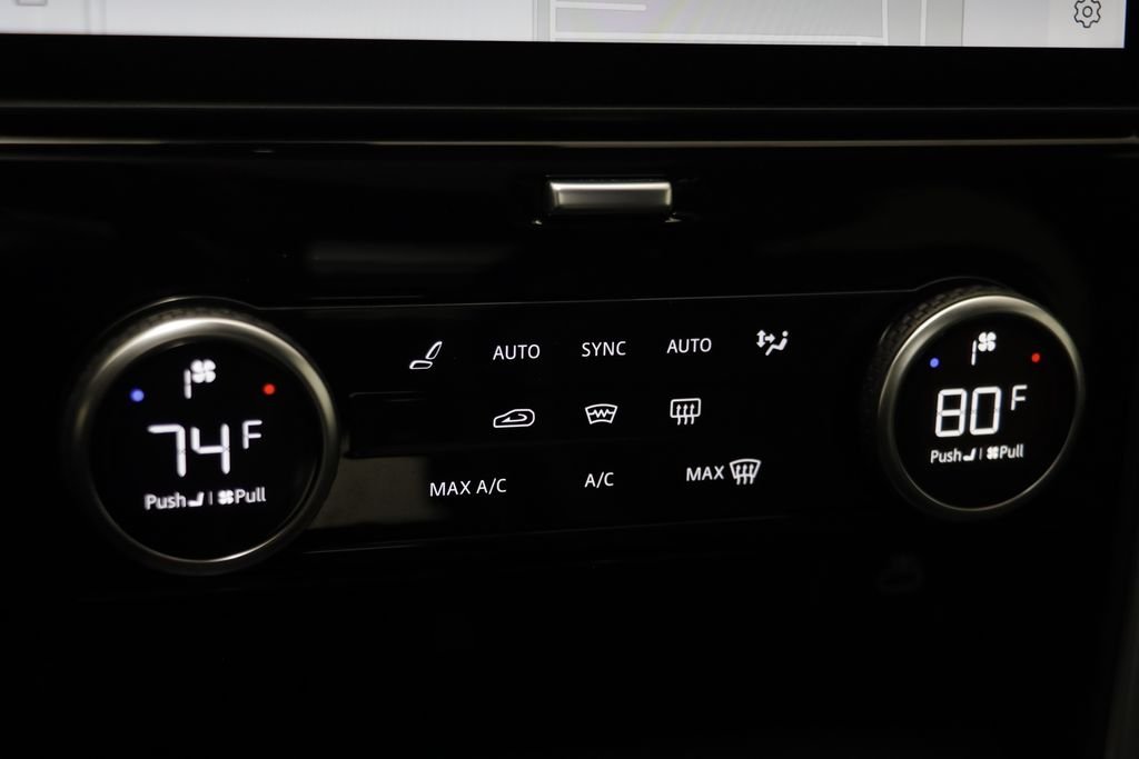 Used 2025 Gray Land Rover S image 11