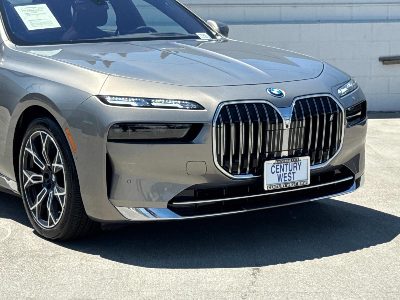 Used 2025 BMW i7 60 with VIN WBY53EJ09SCU64462 for sale in Los Angeles, CA