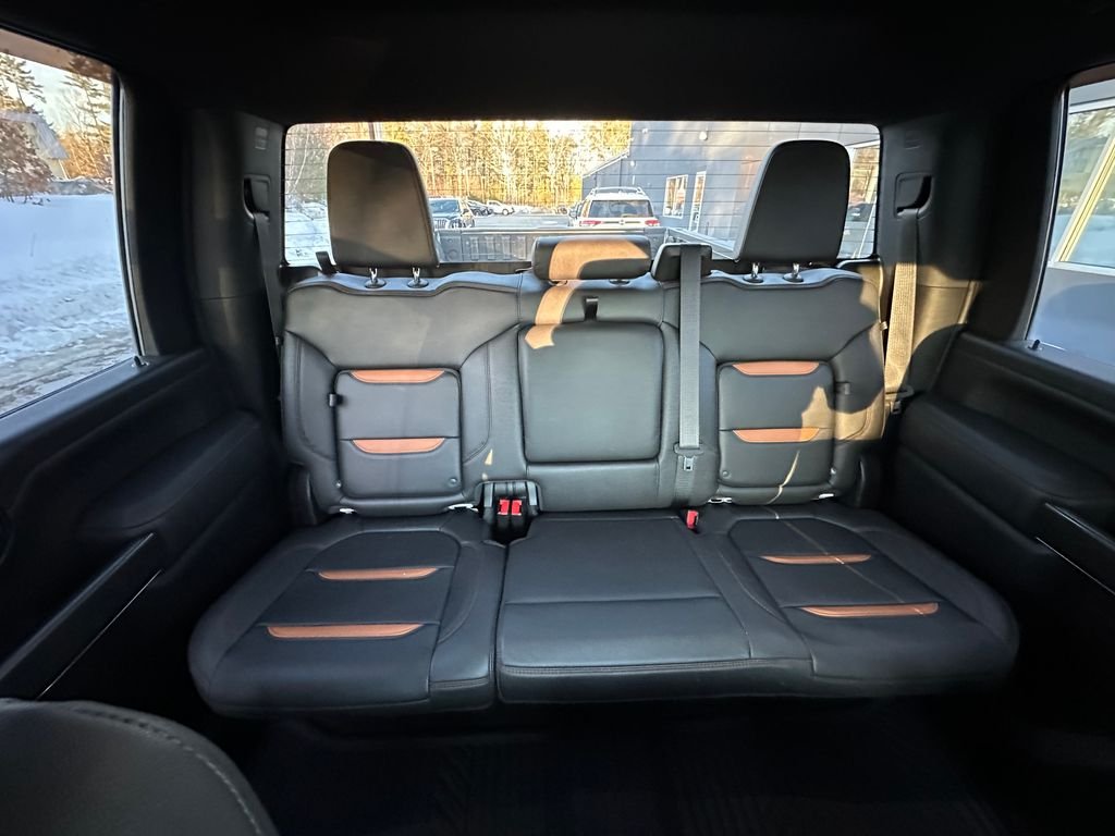 2022 GMC Sierra 2500HD AT4 - Photo 22