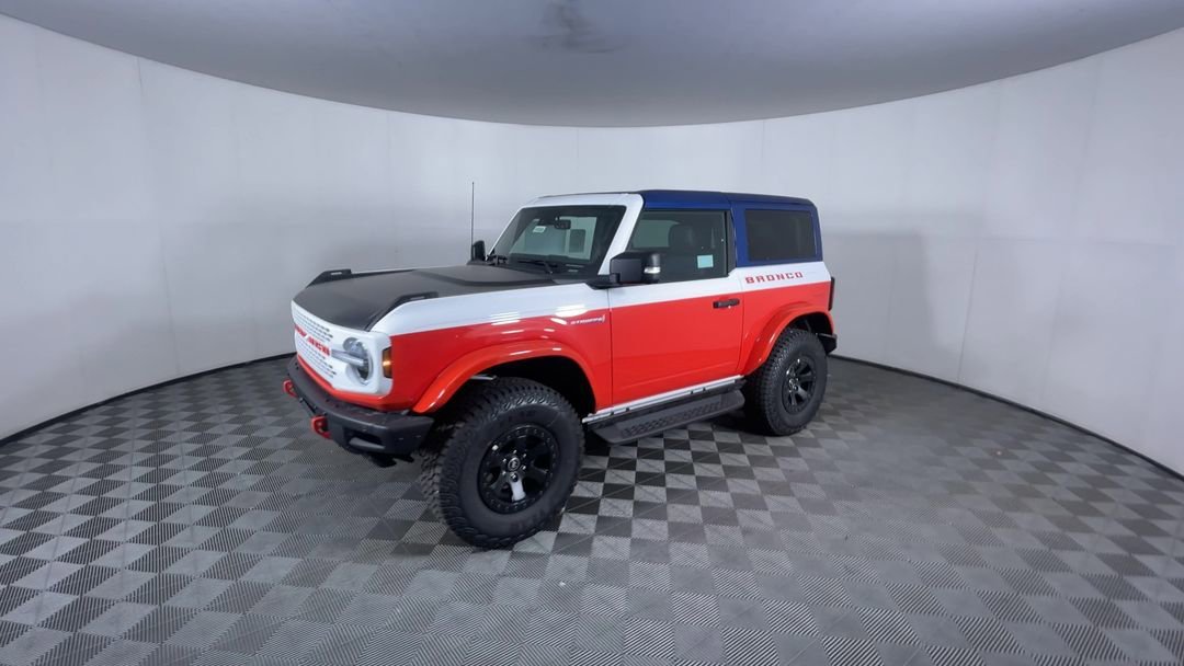 2025 Ford Bronco 2-Door Stroppe