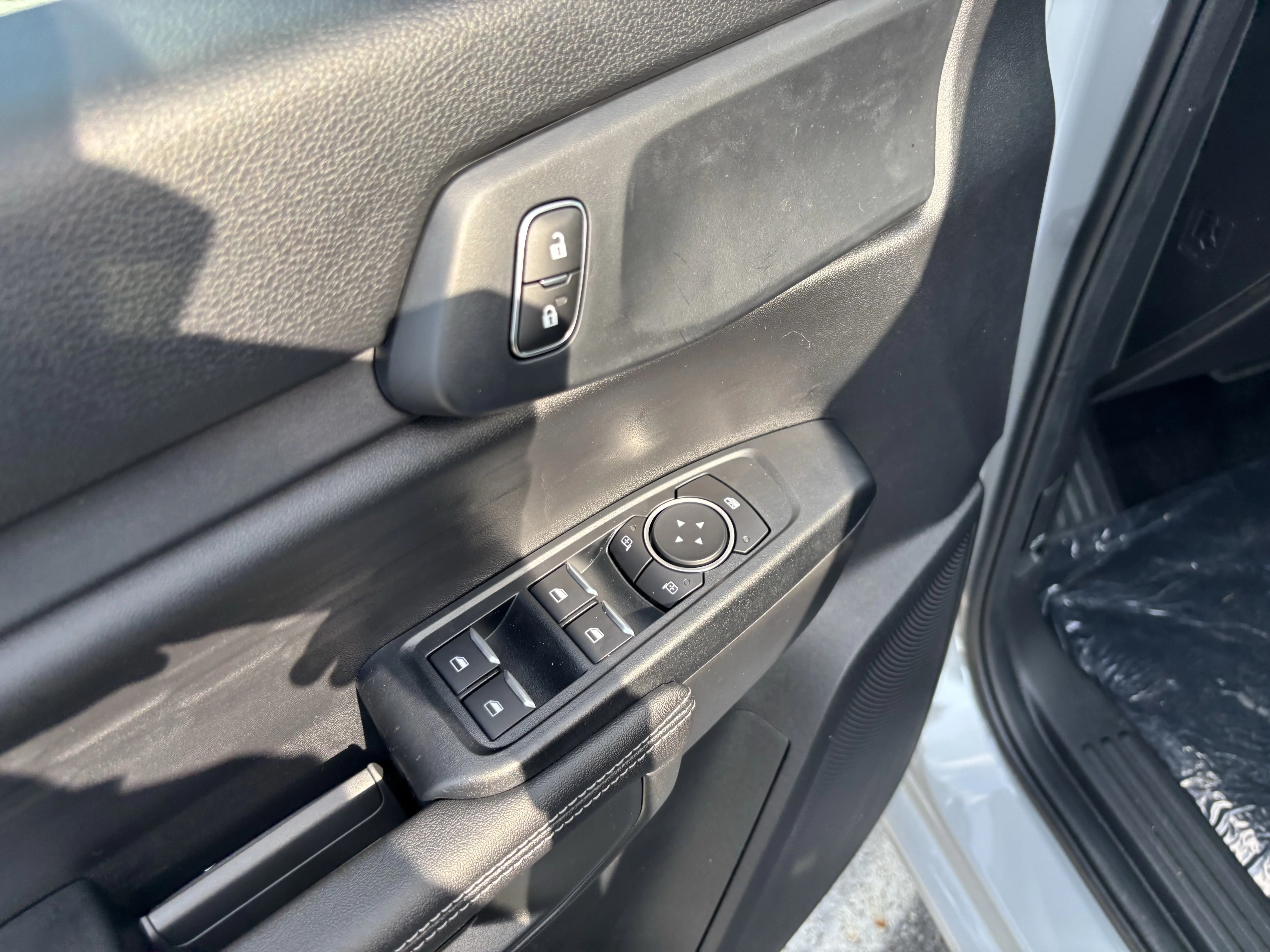 New 2026 Avalanche Ford XLT image 11