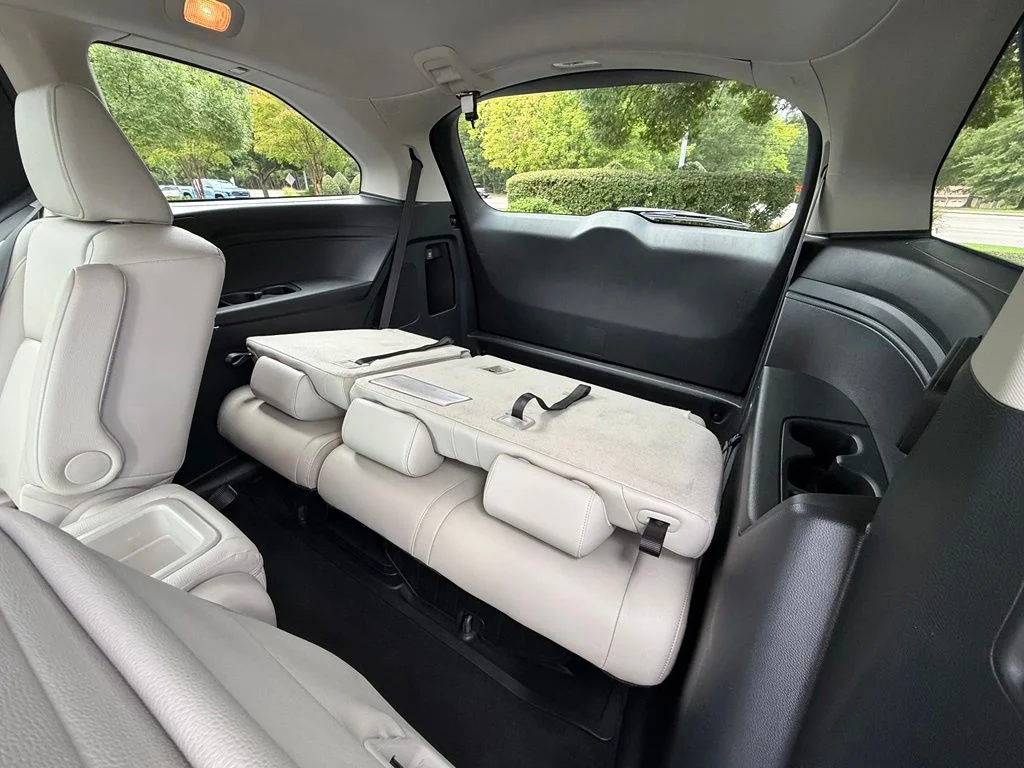 Used 2025  Honda EX-L image 34