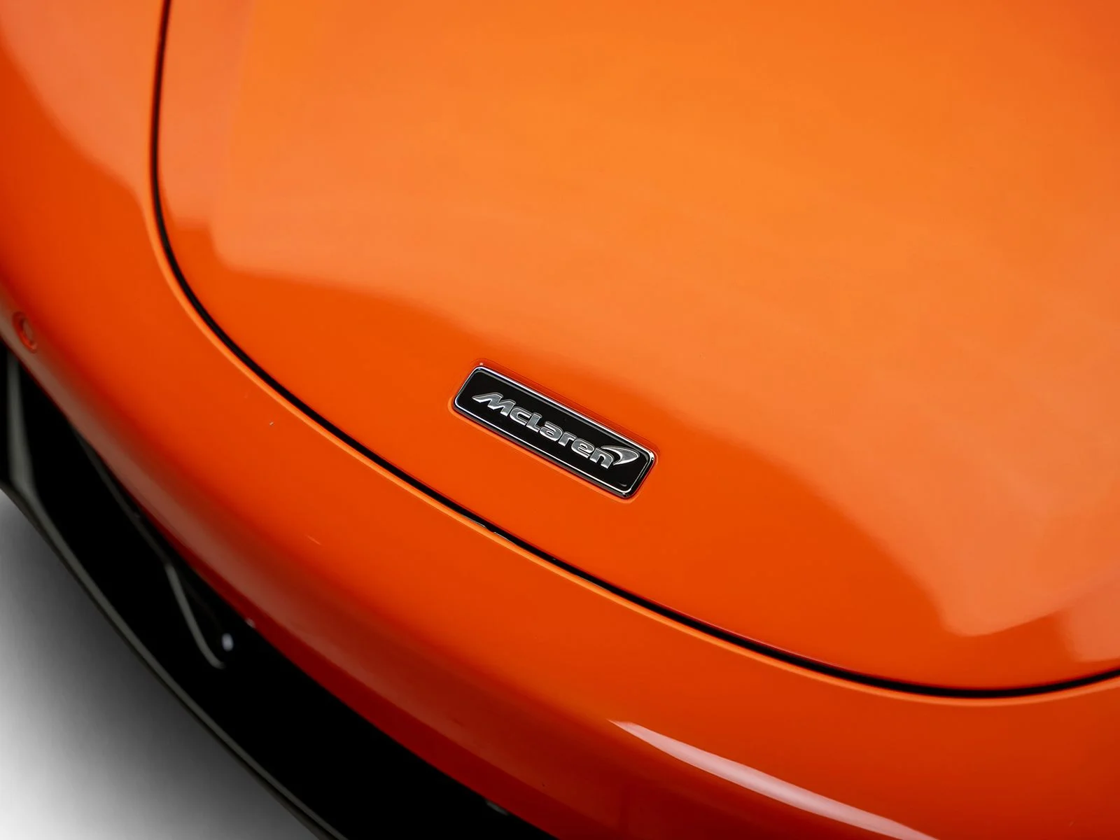 Used 2022 Orange McLaren Performance image 6