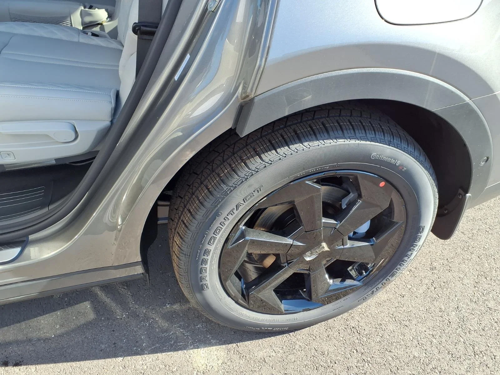 New 2026 Volcanic Sand Kia X-Line SX Prestige AWD image 15