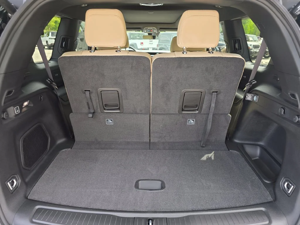 New 2026 Black Jeep Limited image 15