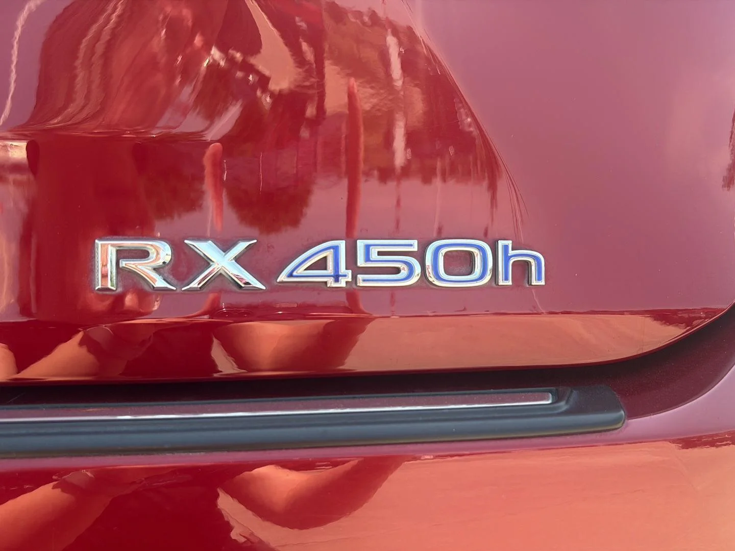 Used 2018 Matador Red Mica Lexus  image 21