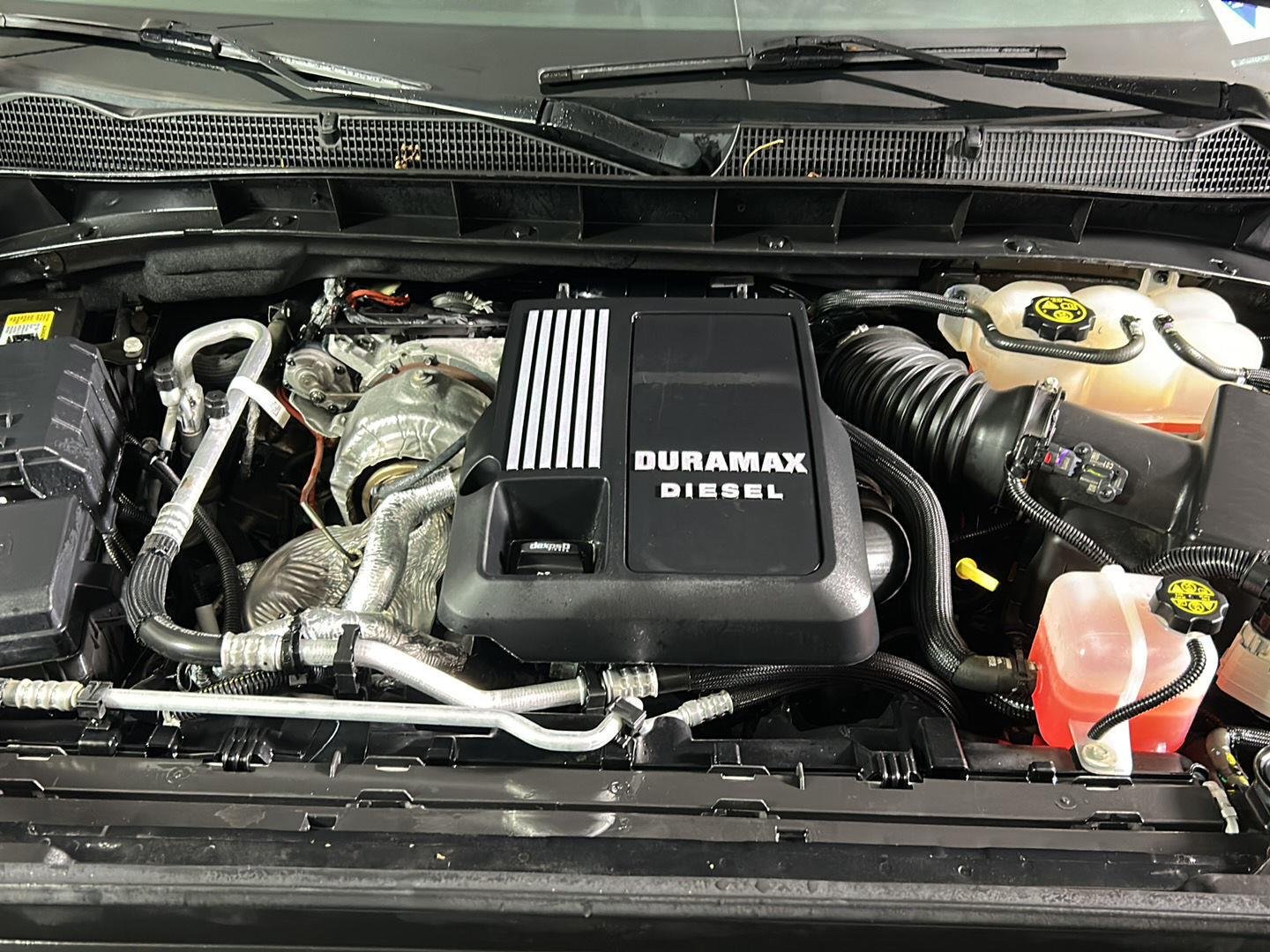 Used 2023 Onyx Black GMC Denali image 15