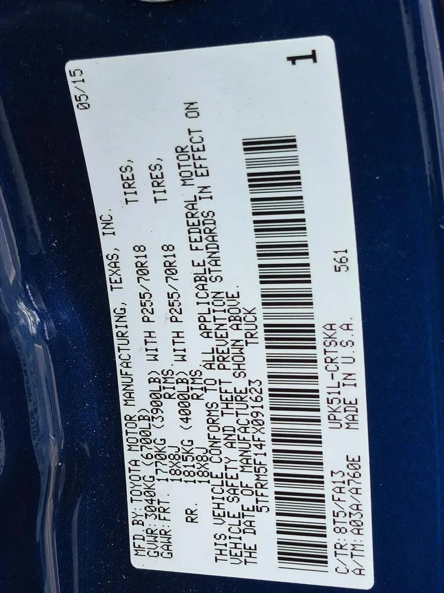 Used 2015 Blue Ribbon Metallic Toyota SR image 17