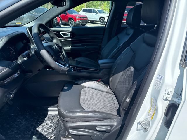 Used 2023 Bright White Clearcoat Jeep Altitude image 14