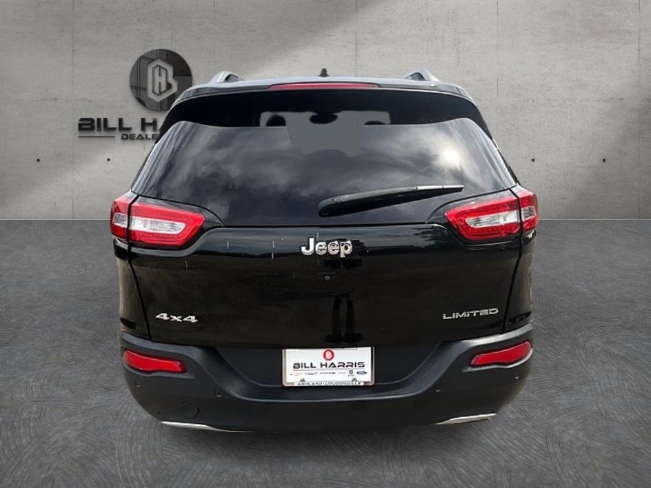 Used 2015 Black Jeep Limited image 6