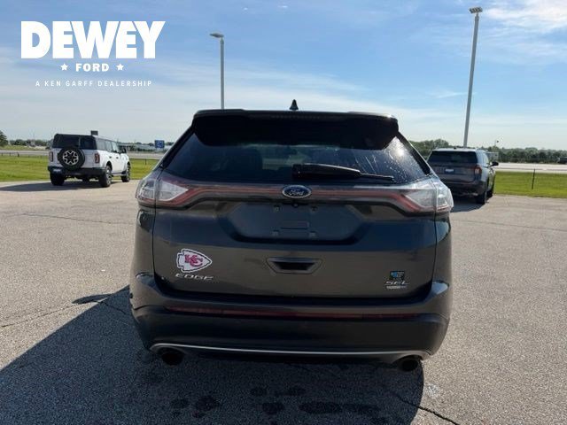 Used 2016 Magnetic Ford SEL image 11