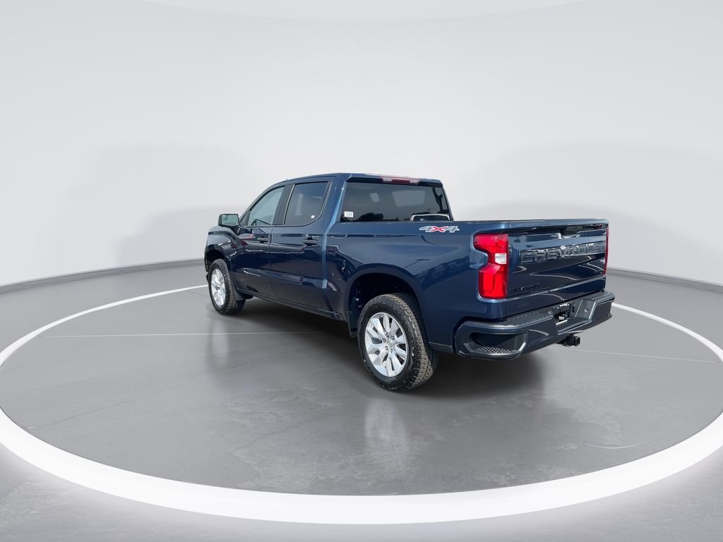 Used 2021 Blue Chevrolet Custom image 6