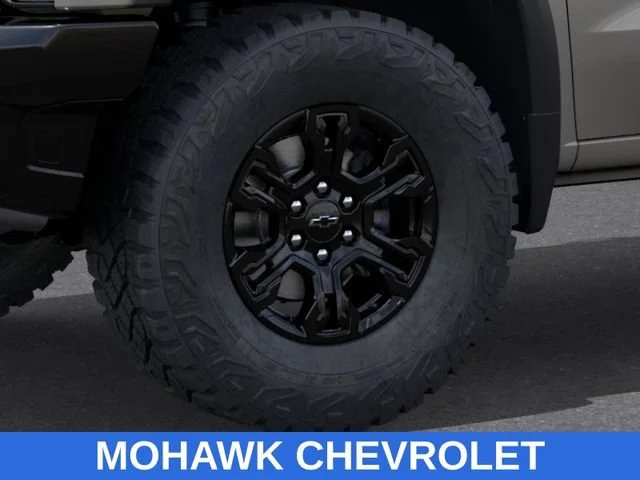 2026 Chevrolet Silverado 1500 ZR2 - Photo 9