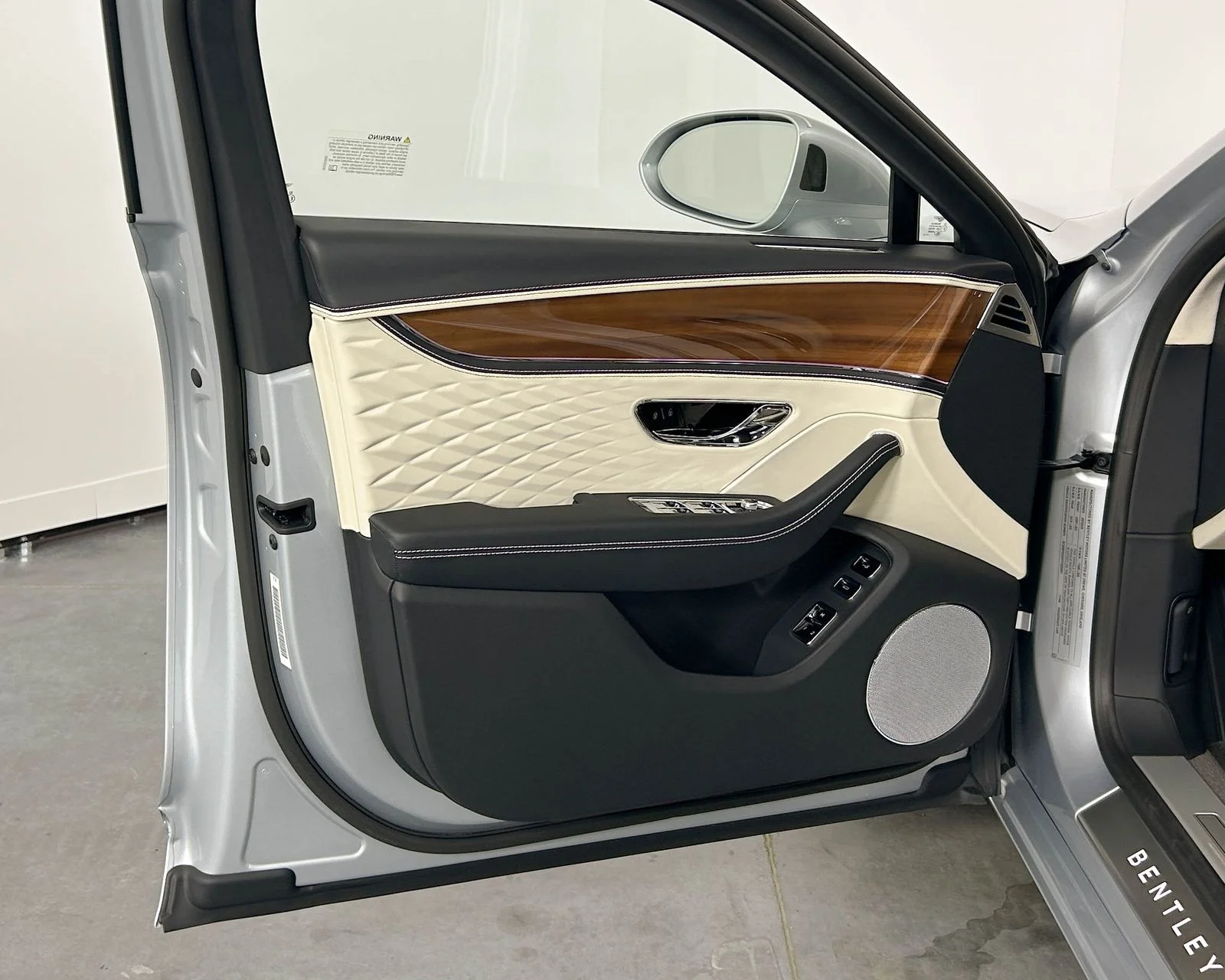 New 2026  Bentley Azure image 12