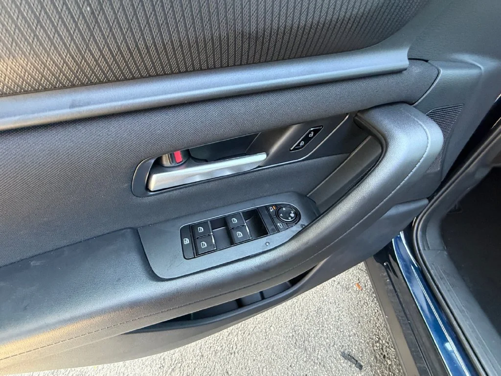 New 2026 Blue Mazda 3.3 Turbo Select image 11