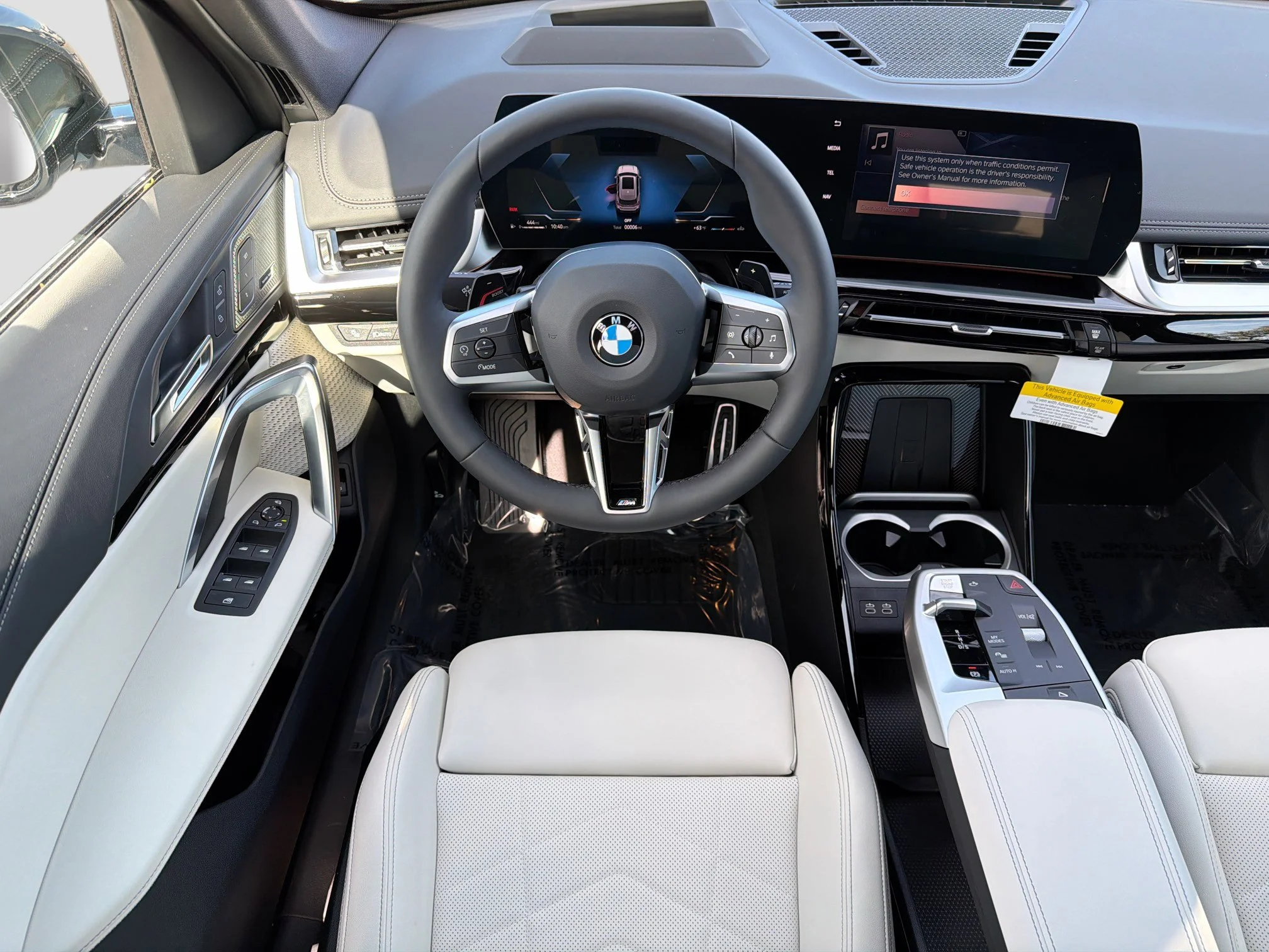 New 2026 Space Silver Metallic BMW xDrive28i image 17