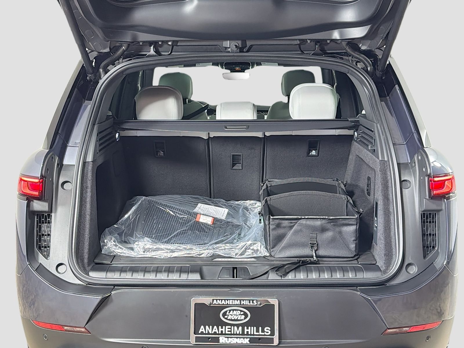 2026 Land Rover Range Rover Sport SE - Photo 29