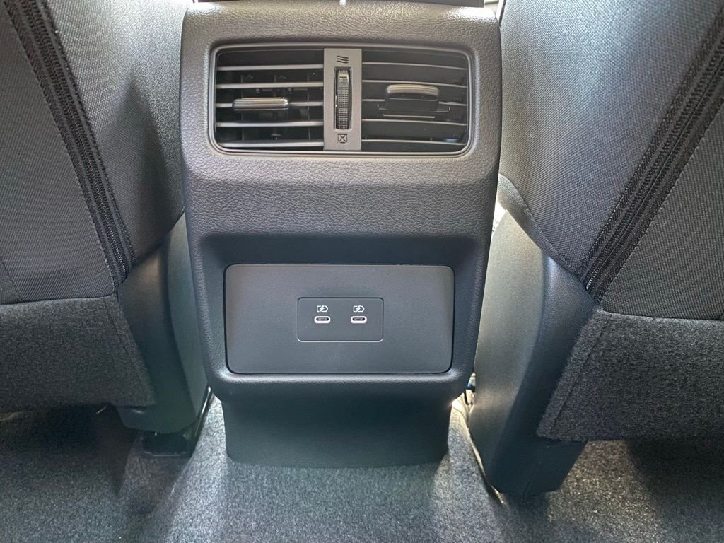 2026 Nissan Rogue SV - Photo 17