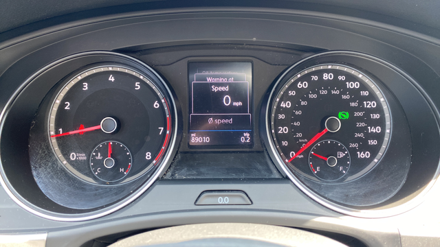Used 2020 Black Volkswagen 2.0T SE w/Technology image 17