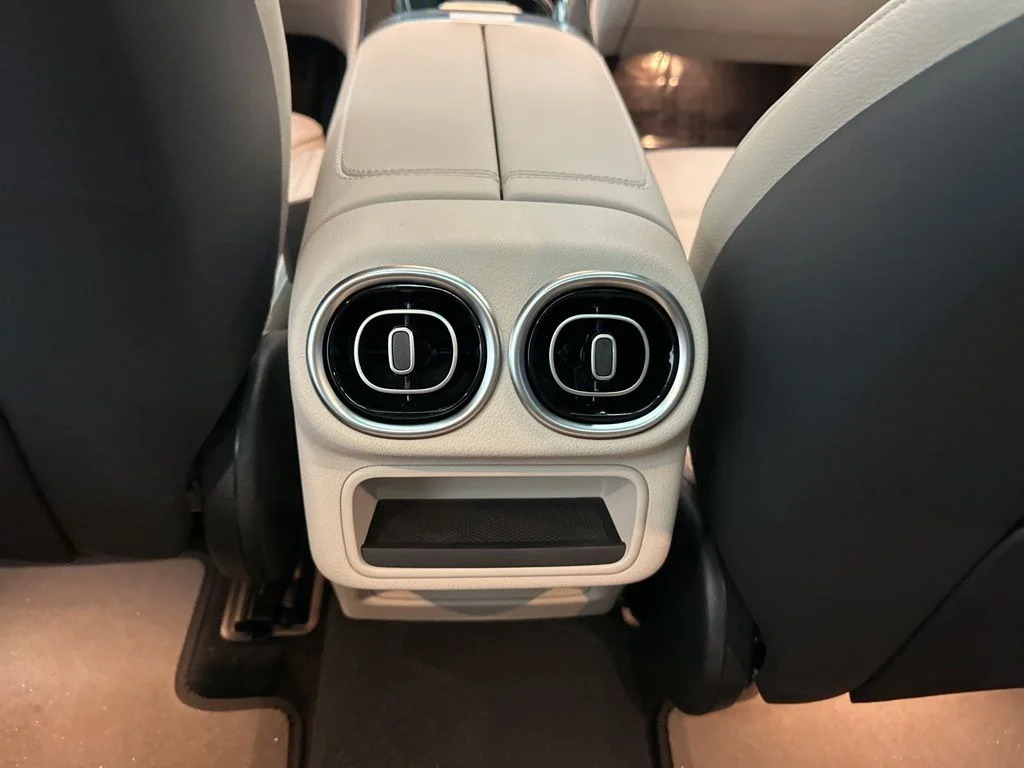 Used 2026 White Mercedes-Benz GLC 300 image 20