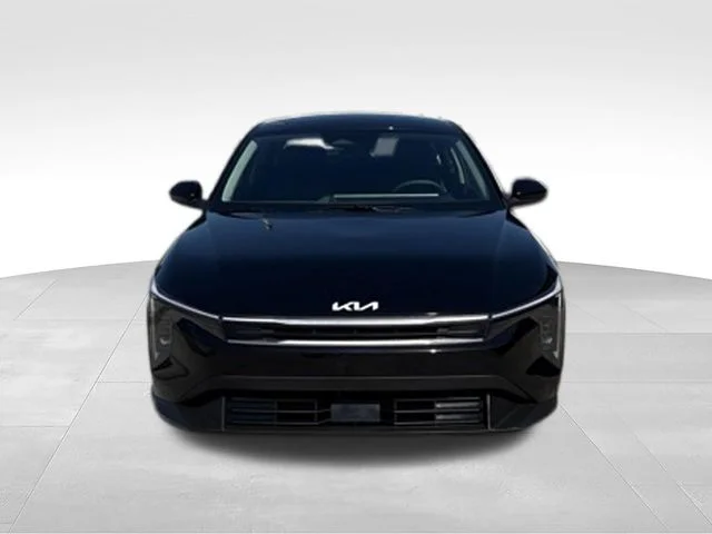 Used 2025 Black Kia LXS image 2