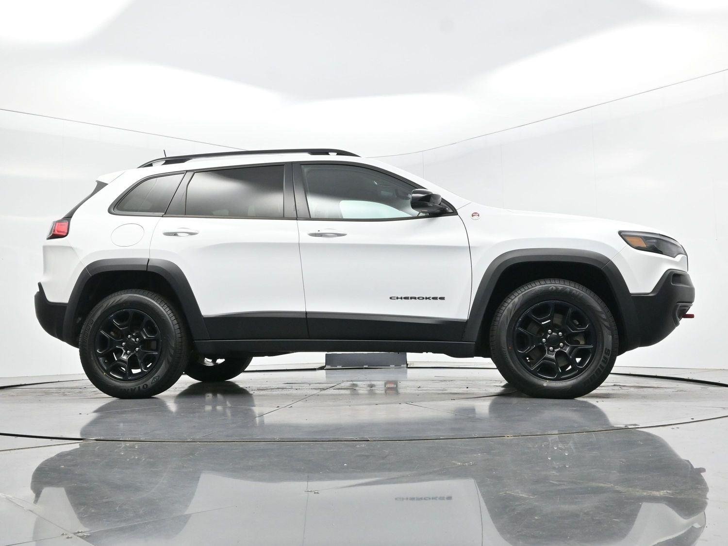 Used 2022 White Jeep Trailhawk image 49