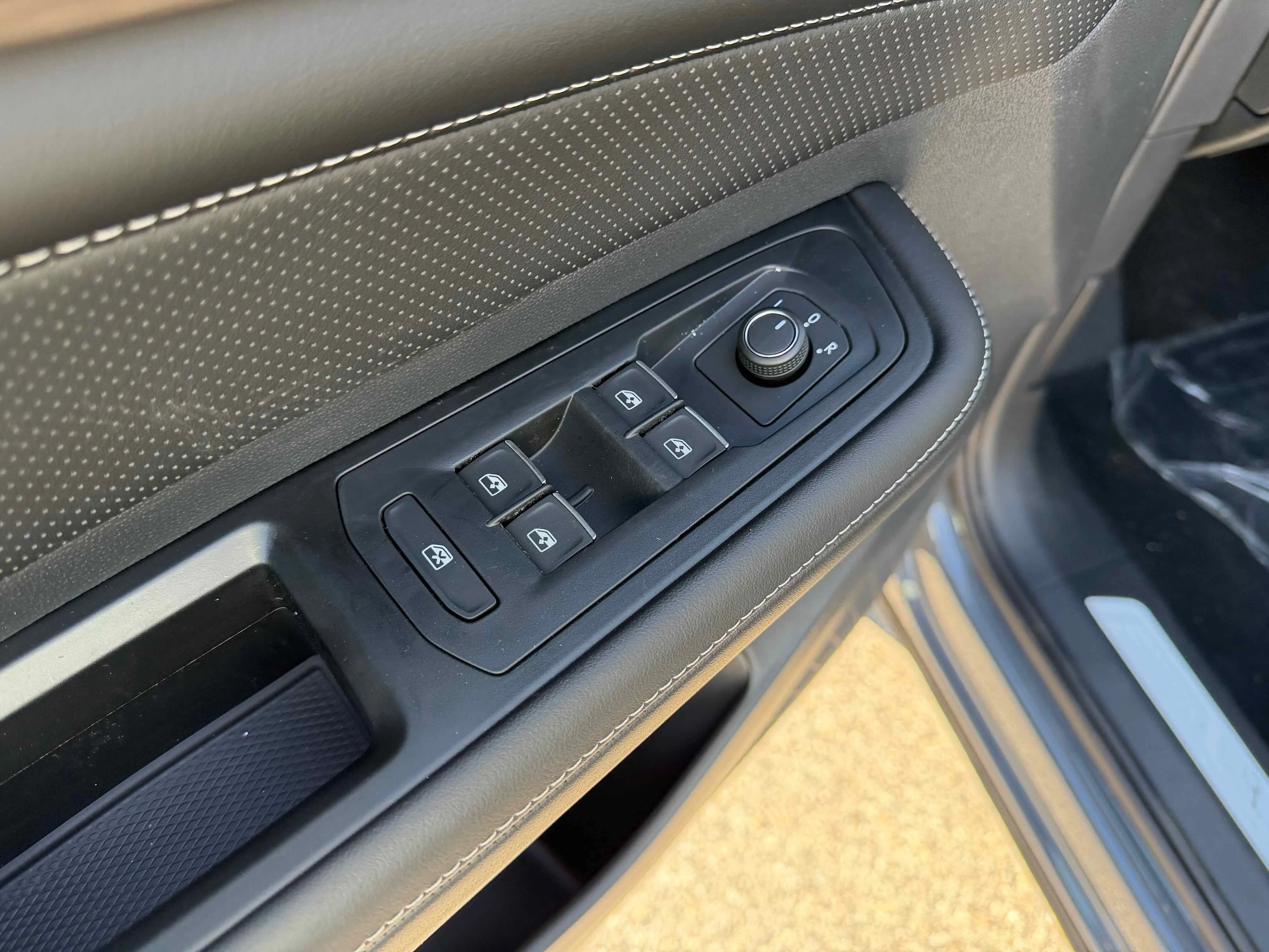 New 2026 Gray Volkswagen 2.0T SEL image 15