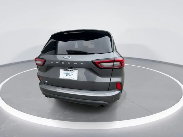 Used 2023 Gray Ford ST-Line image 7