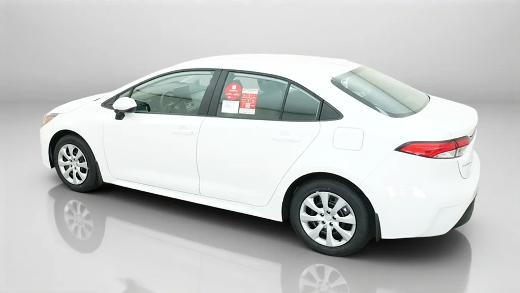New 2027 Ice Cap Toyota LE image 15