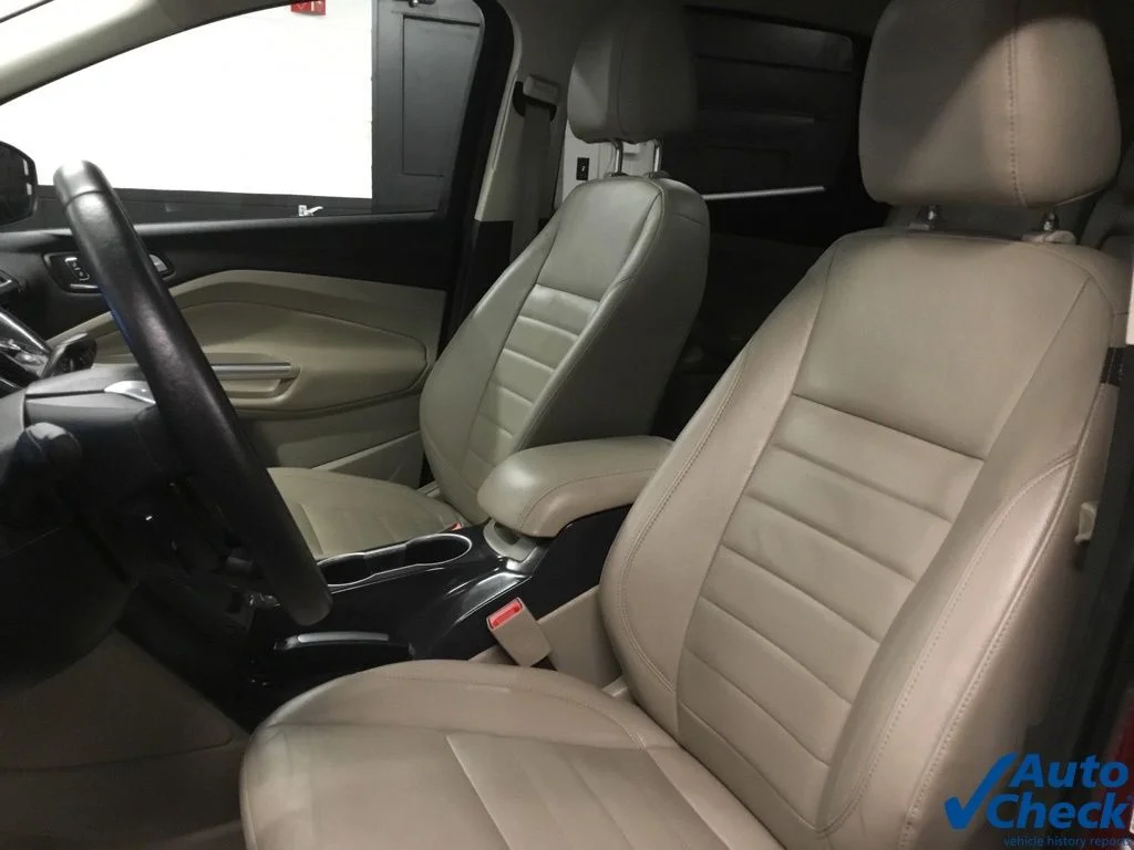 Used 2014 Red Ford Titanium image 25