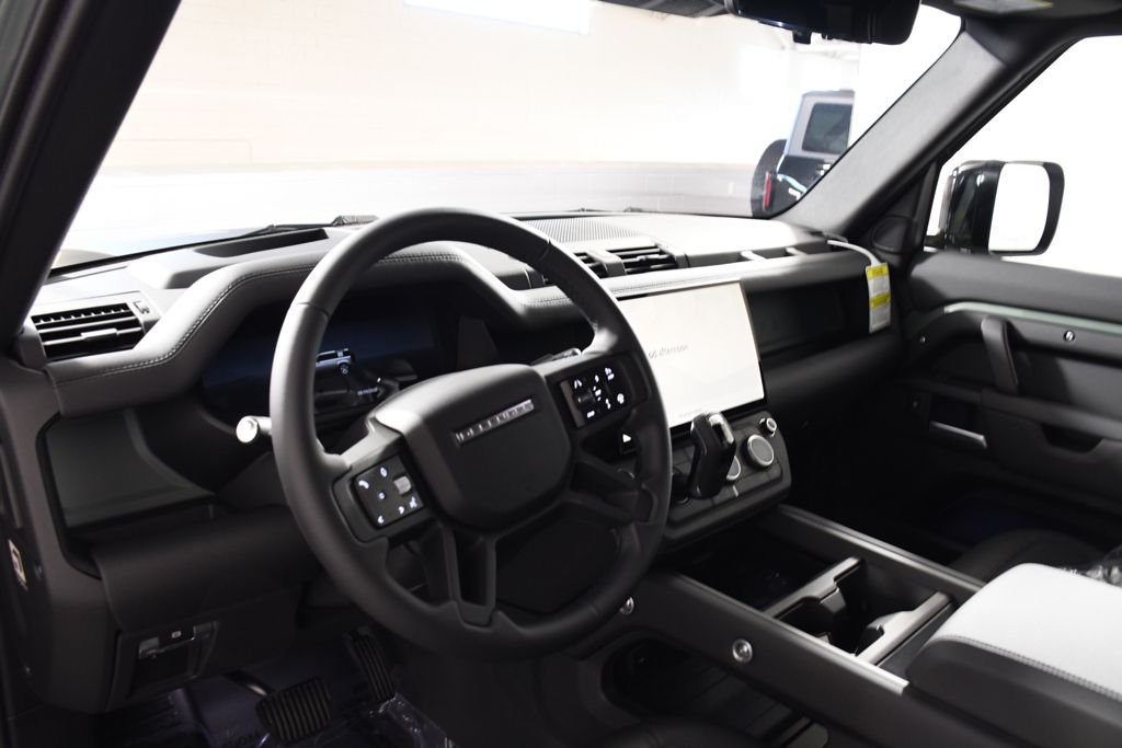 New 2026 Keswick Green Land Rover  image 12