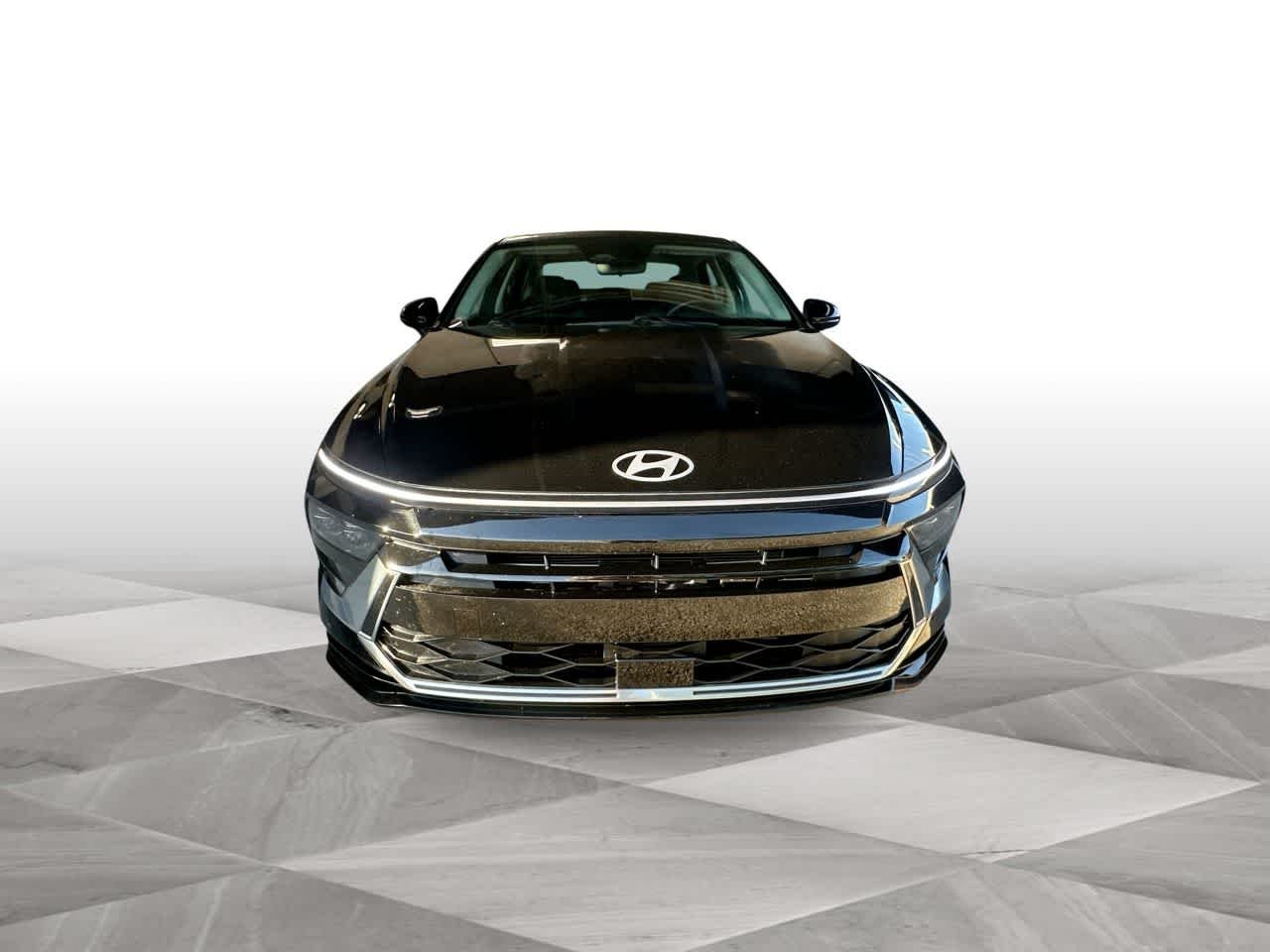Certified Used 2026 Abyss Black Hyundai SEL Sport image 3