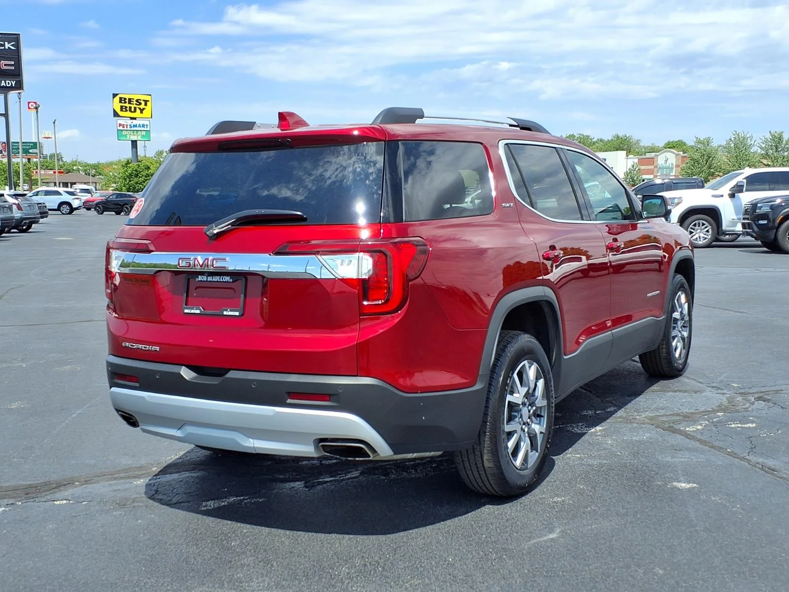 Used 2023 Red GMC SLT image 17
