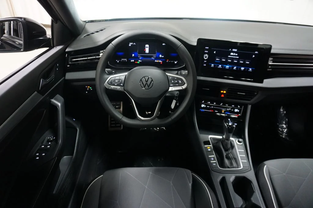 New 2026 Deep Black Volkswagen 1.5T Sport image 12