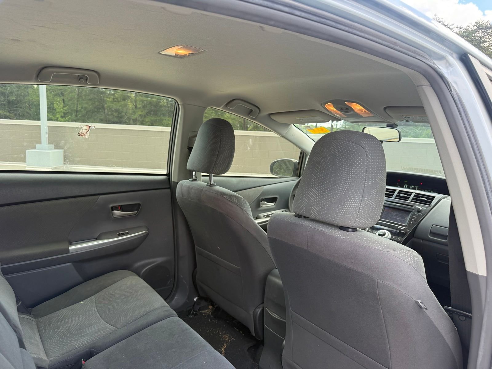 Used 2012 Blue Toyota Three image 24